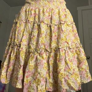Cute medium length Spring ruffled skirt